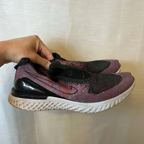 NIKE EPIC PHANTOM REACT V1 (WHITE/BLACK-UNI RED) - Picture 2 of 7